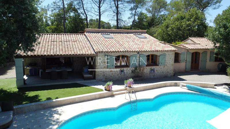 Villa - 131 m² - 5 pièces