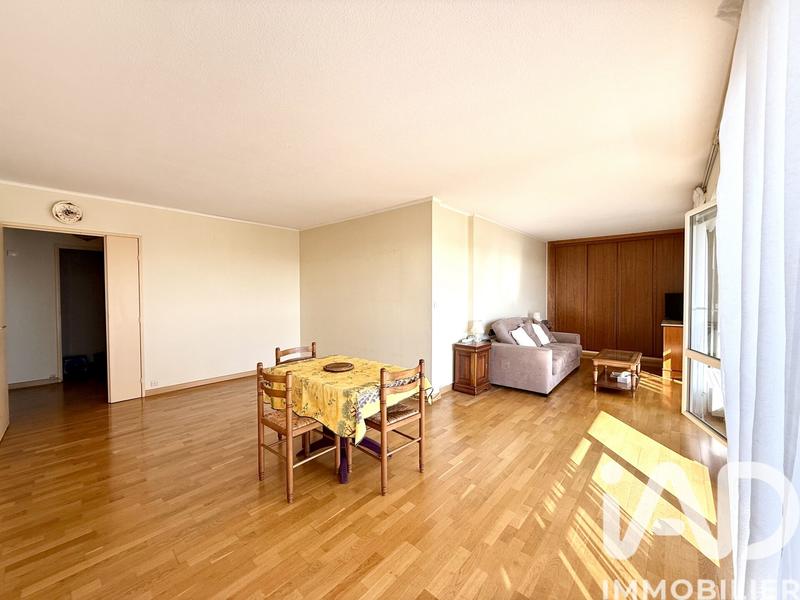 Appartement - 81 m² - 4 pièces