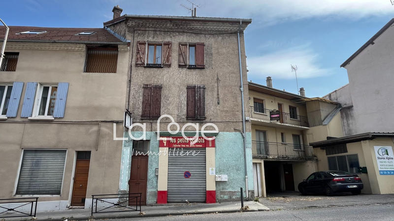 Local commercial - 200 m²