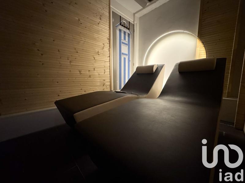 Maison de maîtres - 366 m² - 12 pièces