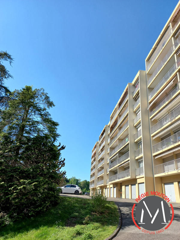 Appartement - 94 m² - 3 pièces