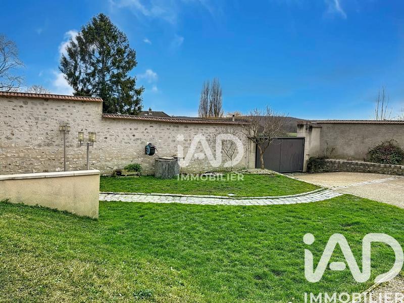 Maison - 122 m² - 5 pièces