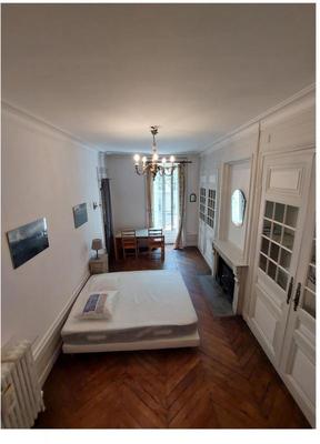 Appartement - 145 m² - 7 pièces