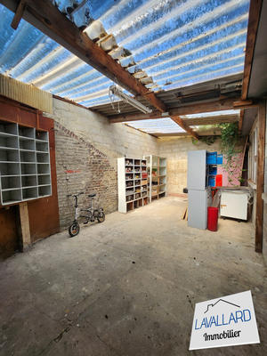 Parking / Garage - 132 m²