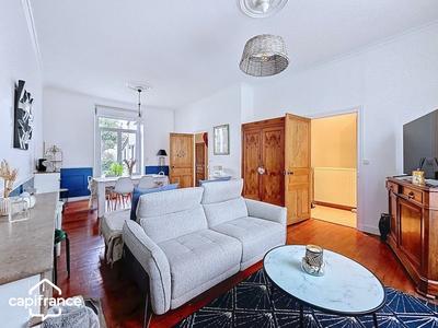 Maison de ville - 140 m² - 6 pièces