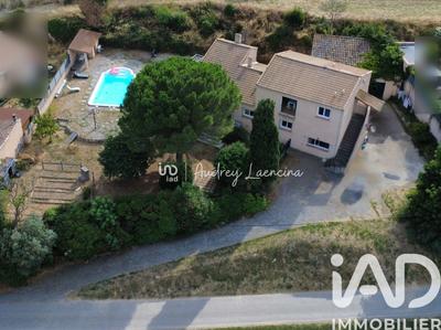 Maison - 187 m² - 9 pièces