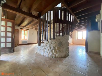 Maison - 122 m² - 4 pièces