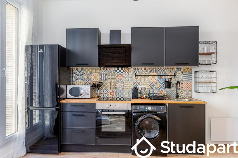 Chambre - 10 m² - 1 pièce