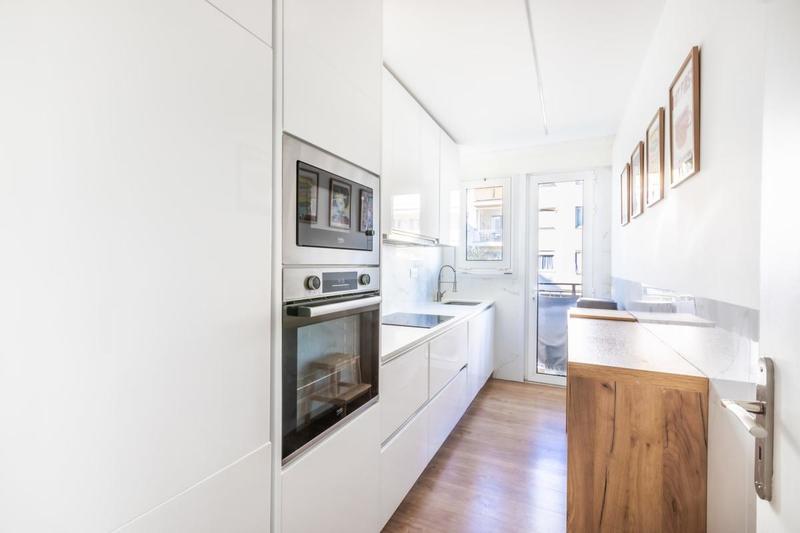 Appartement - 83 m² - 3 pièces