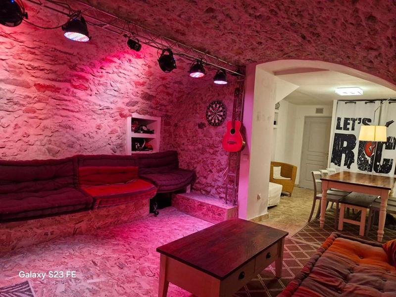 Appartement - 82 m² - 3 pièces