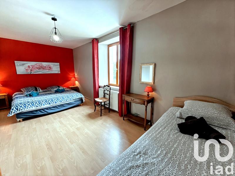 Maison - 326 m² - 11 pièces