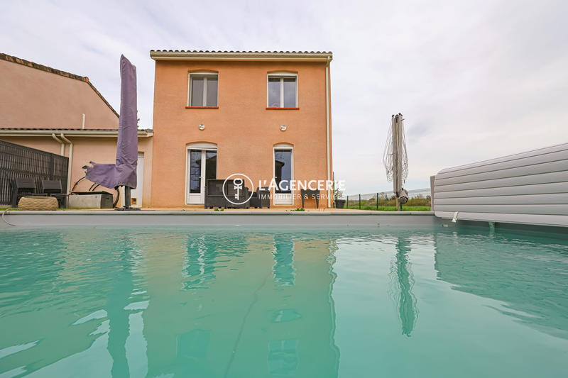 Maison - 92 m² - 4 pièces