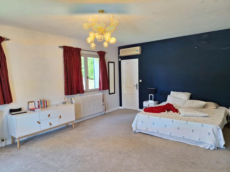 Maison ancienne - 516 m² - 12 pièces