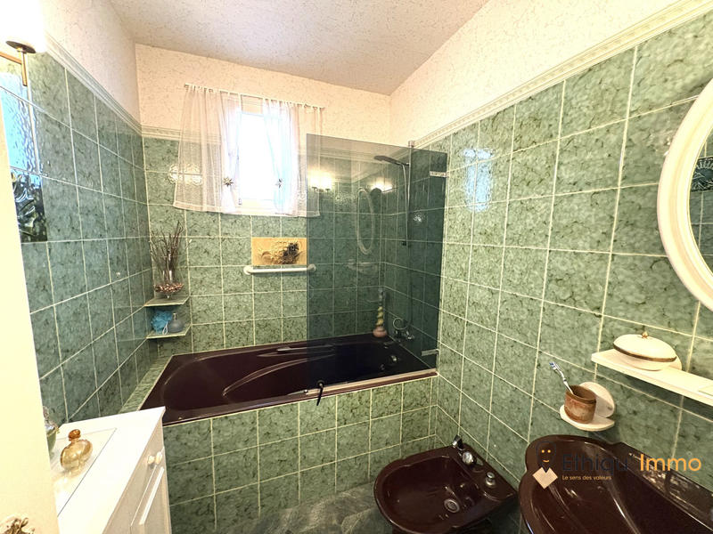 Maison - 136 m² - 4 pièces