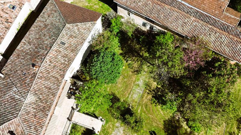 Propriété - 170 m² - 8 pièces