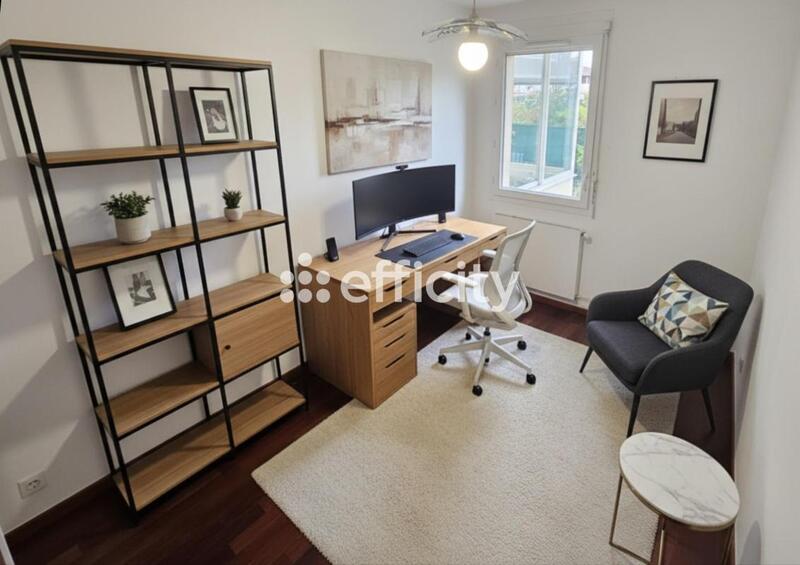 Appartement - 92 m² - 4 pièces