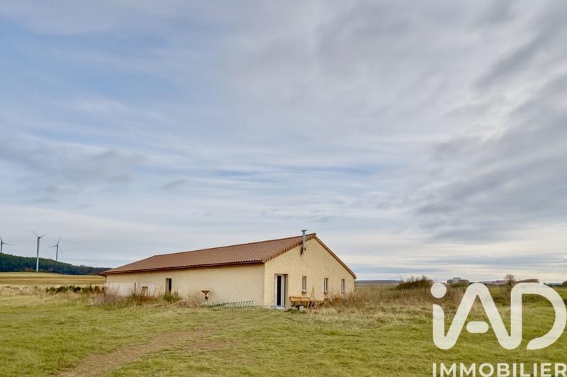 Maison - 140 m² - 1 pièce