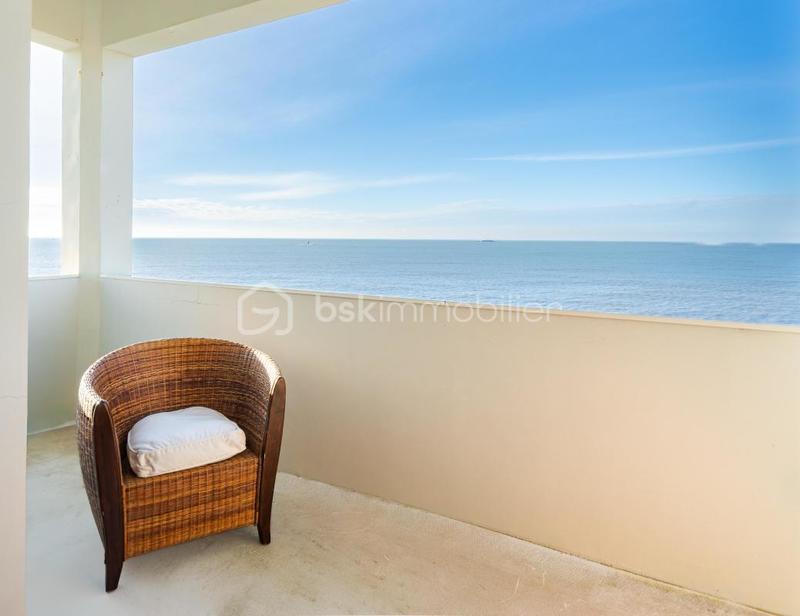 Demeure - 195 m² - 7 pièces