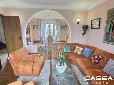 Maison - 127 m² - 7 pièces