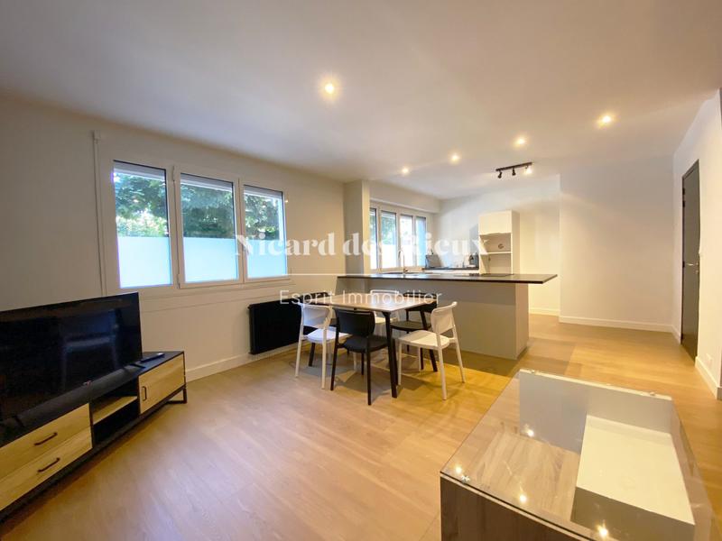 Appartement - 105 m² - 5 pièces