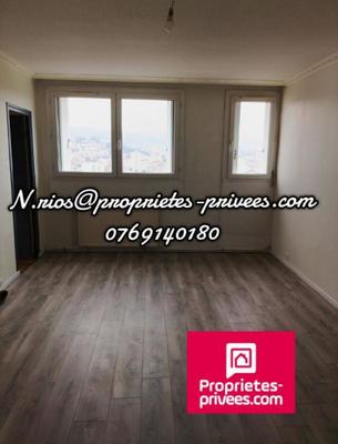 Appartement - 90 m² - 4 pièces