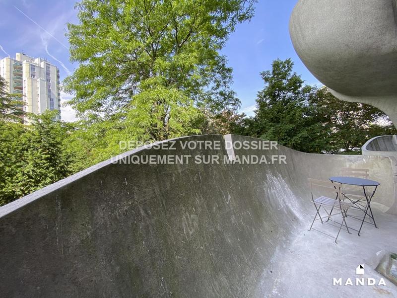 Chambre - 10 m² - 5 pièces