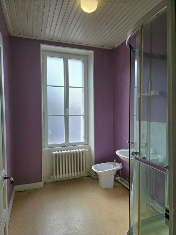 Maison traditionnelle - 170 m² - 6 pièces