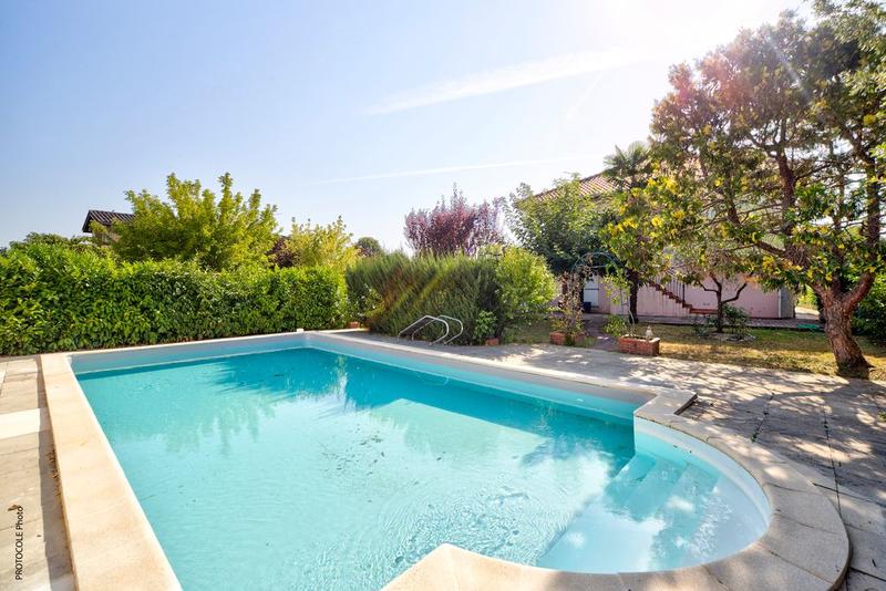 Maison - 217 m² - 7 pièces