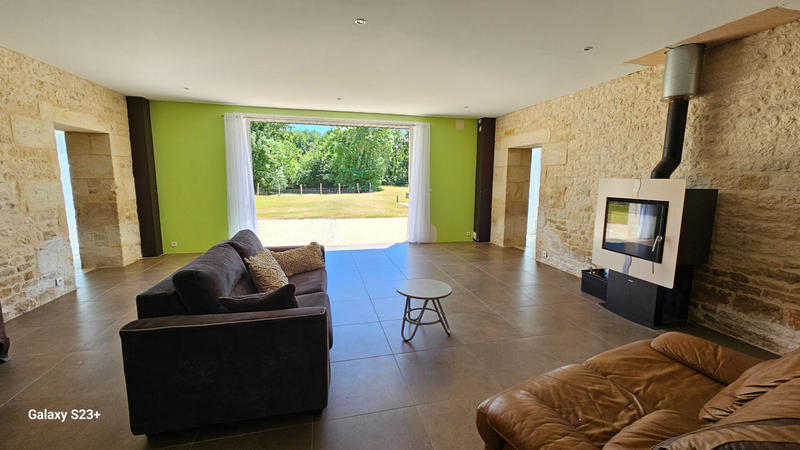 Maison - 400 m² - 11 pièces