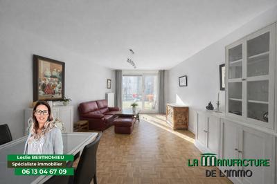 Appartement - 85 m² - 4 pièces