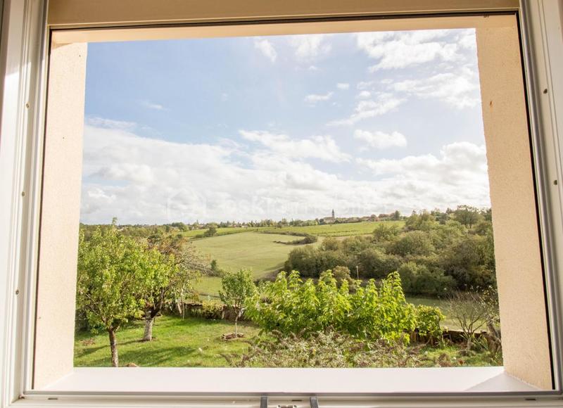 Demeure - 135 m² - 5 pièces