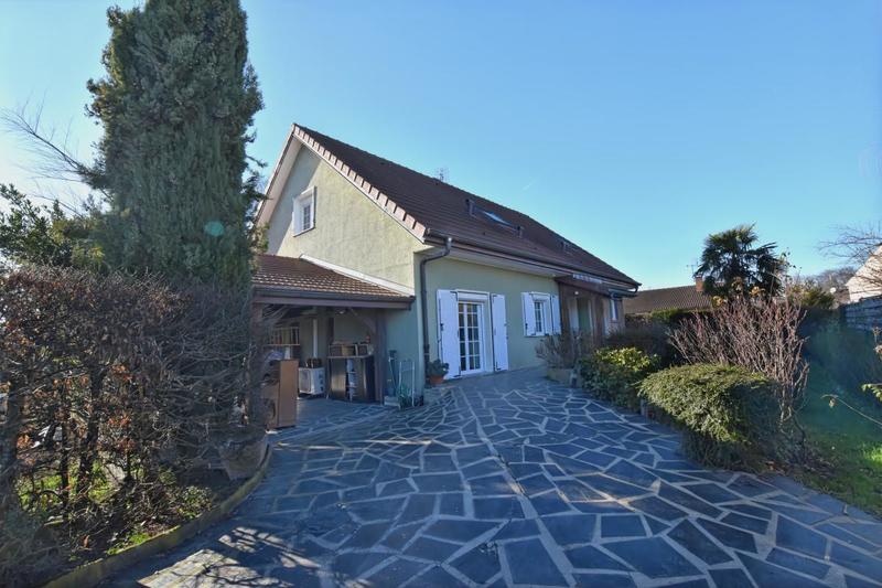 Maison - 180 m² - 6 pièces
