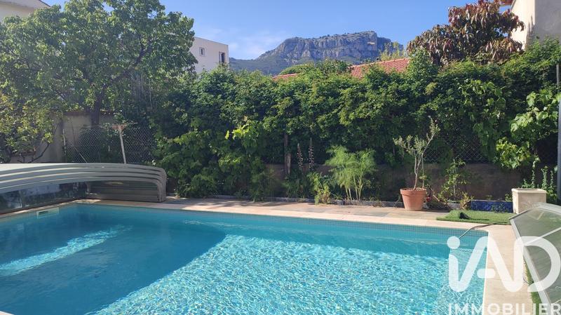 Maison - 170 m² - 6 pièces