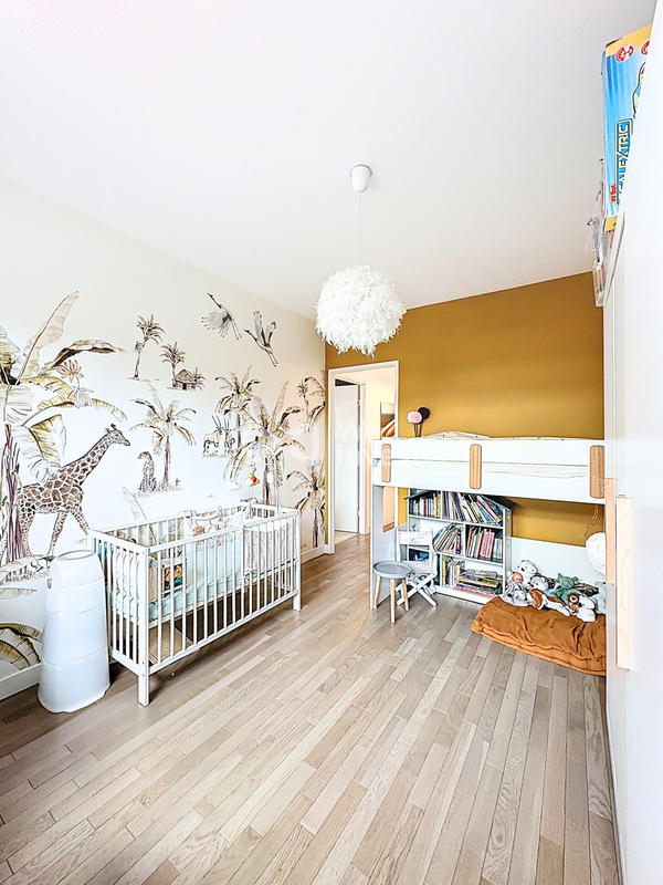 Appartement - 100 m² - 4 pièces