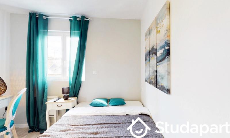 Chambre - 11 m² - 1 pièce