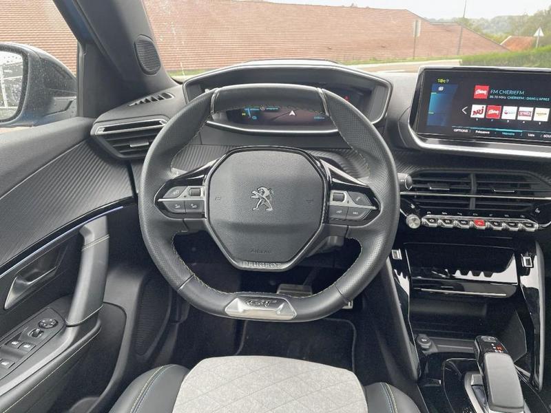 Peugeot 2008 Moteur électrique 136 ch Gt