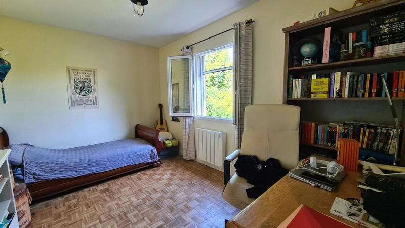 Villa - 208 m² - 8 pièces