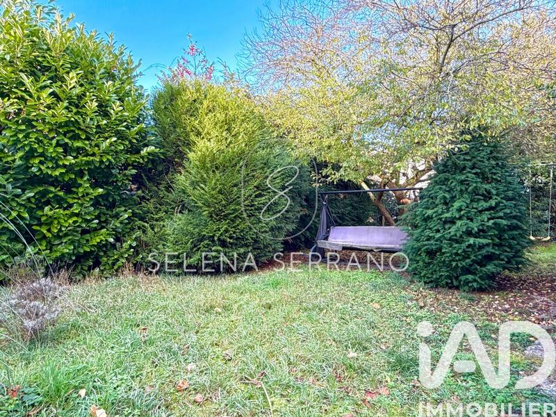 Maison - 251 m² - 7 pièces