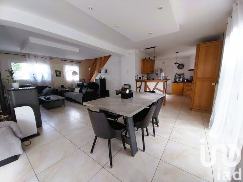 Maison - 138 m² - 8 pièces