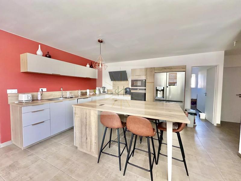 Maison - 115 m² - 5 pièces