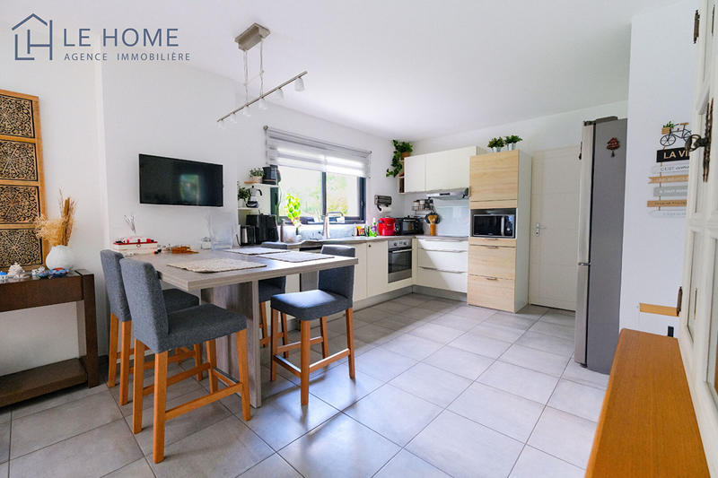 Maison - 143 m² - 7 pièces