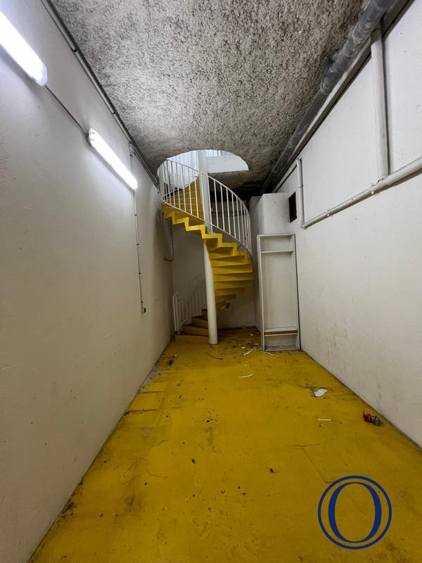 Local commercial - 176 m²