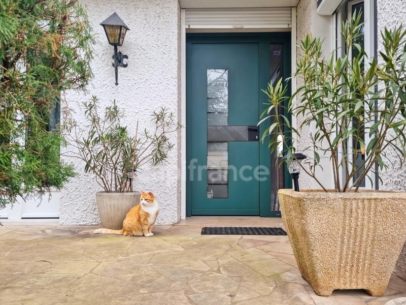 Maison - 184 m² - 6 pièces