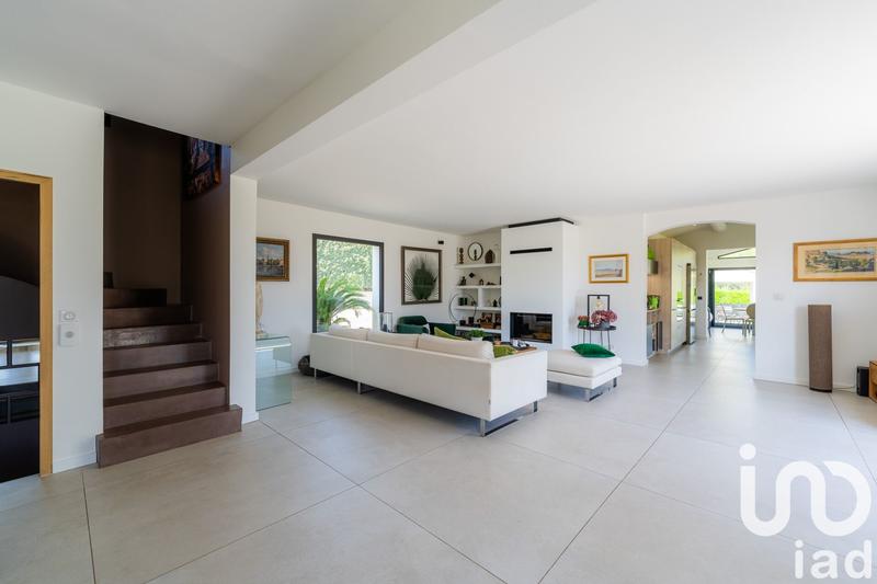 Maison de maîtres - 215 m² - 7 pièces