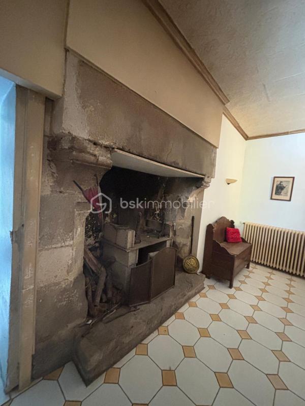 Demeure - 234 m² - 8 pièces