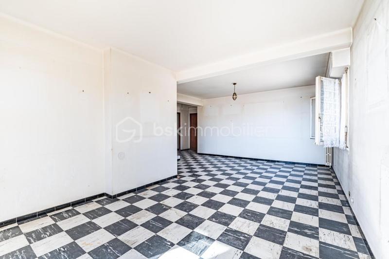 Appartement - 75 m² - 4 pièces