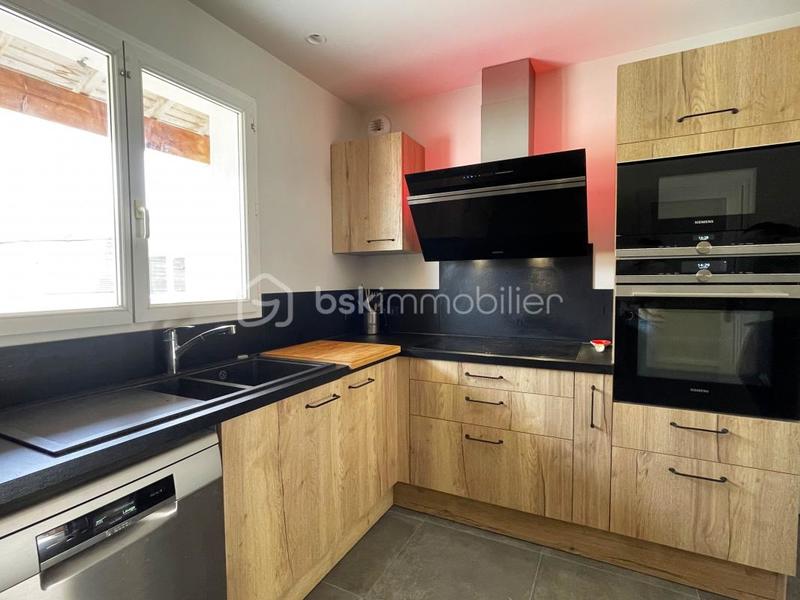 Villa - 310 m² - 12 pièces