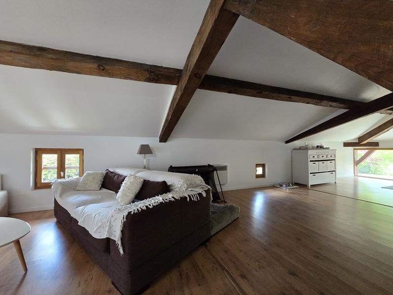 Maison - 390 m² - 15 pièces