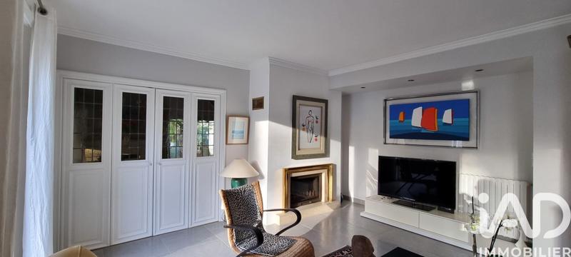 Maison - 183 m² - 8 pièces