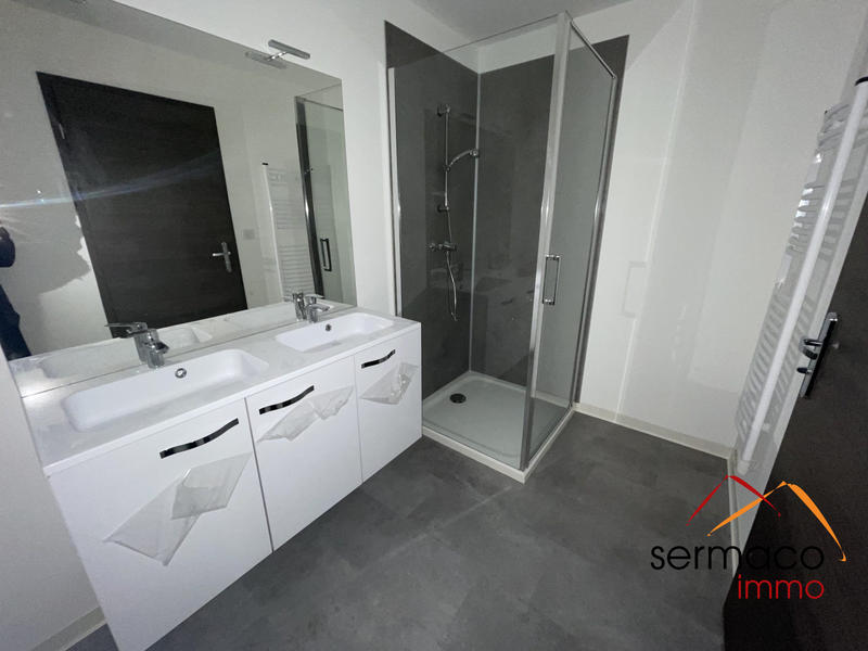 Appartement - 111 m² - 3 pièces